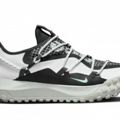 Nike ACG Mountain Fly Low Light Menta