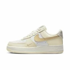 Nike Air Force 1 Low '07 Women's Shoes - White